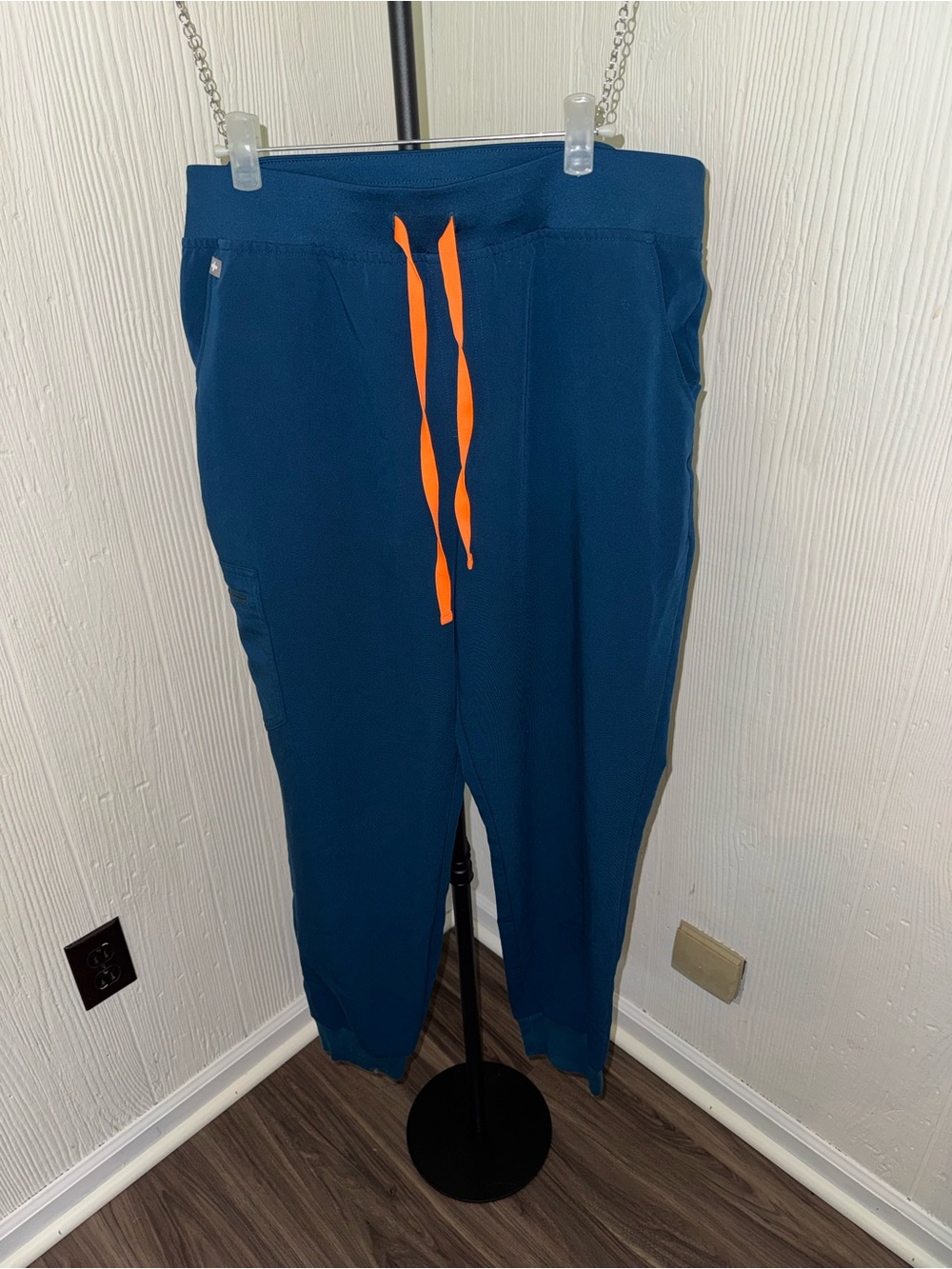 FIGS Navy Blue Jogger Pants with Bright Orange Drawstring - Picture 1 of 3